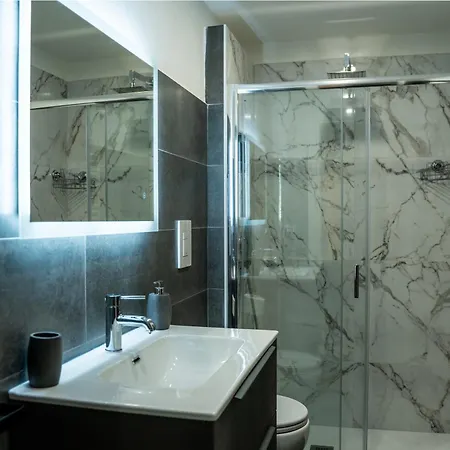 Dietro Al Plebiscito Luxury Suite Naples Exterior photo