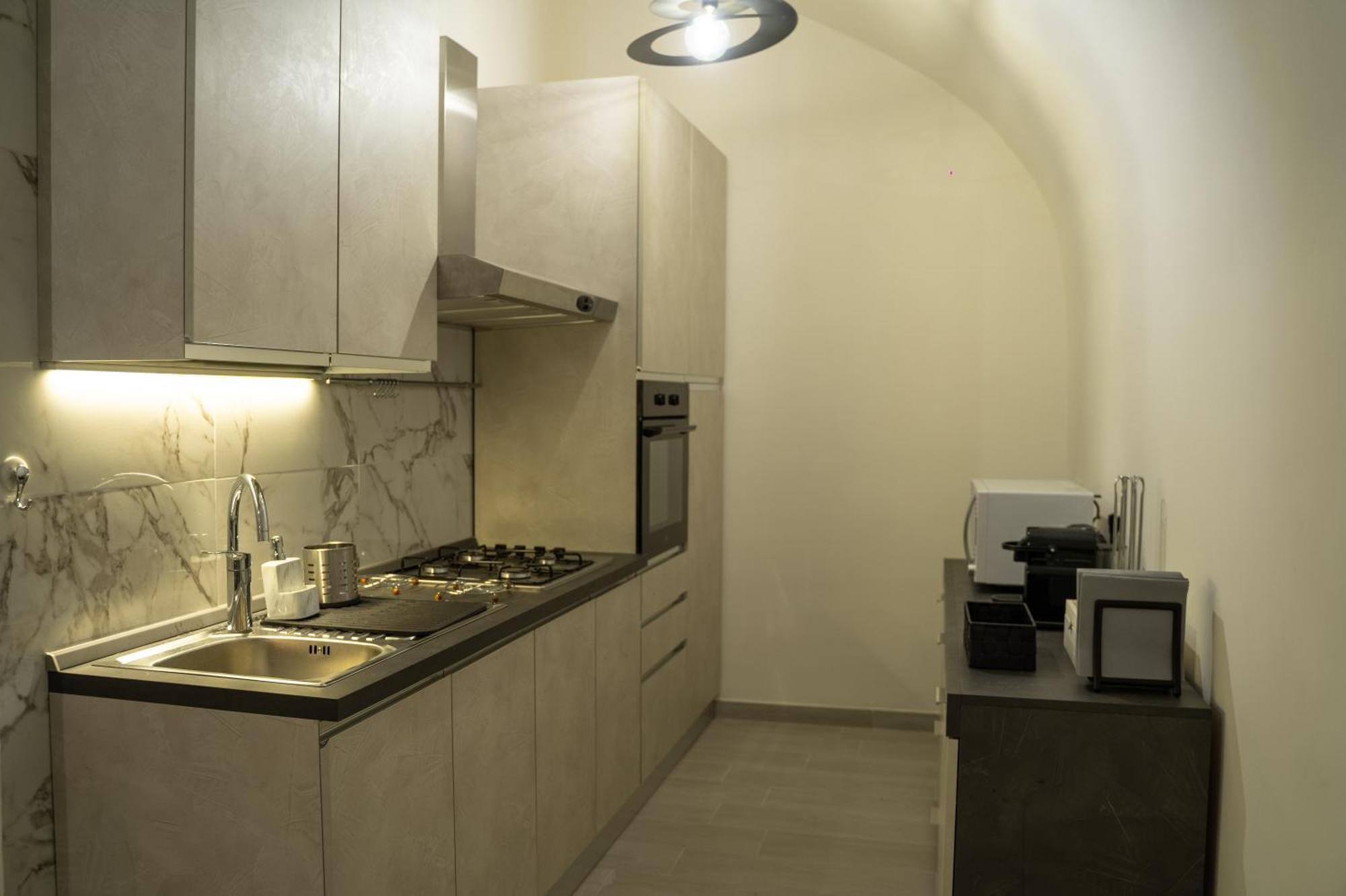 Dietro Al Plebiscito Luxury Apartamento